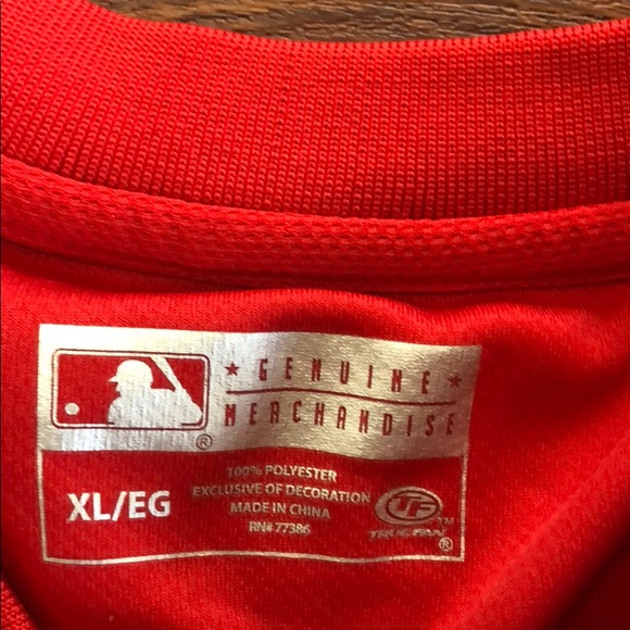 Phillies Jersey - Picture 3 of 4